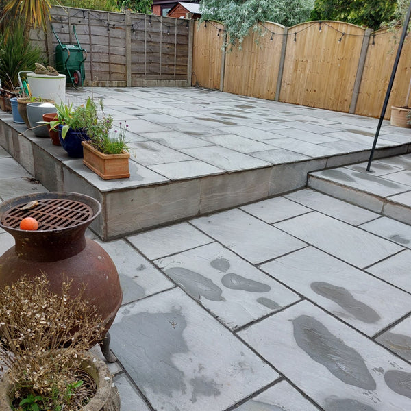 Kandla Grey Sandstone Cobbles - 100X200 (20 mm)